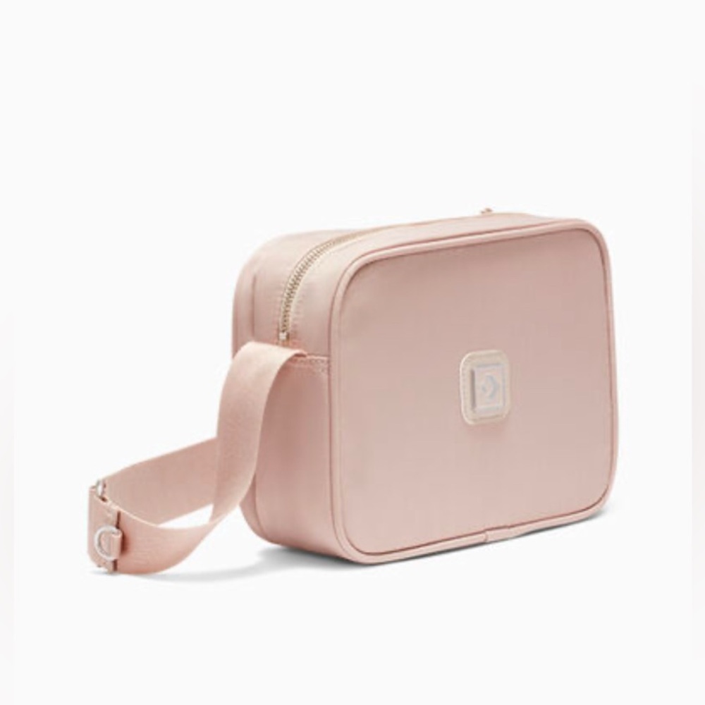 Converse crossbody bag , comfy strap